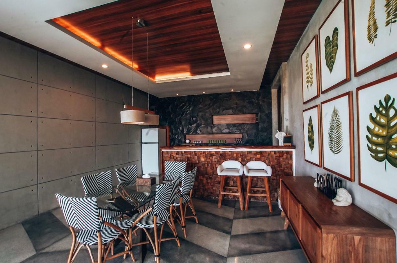 Nazeki Villa Uluwatu Exteriör bild